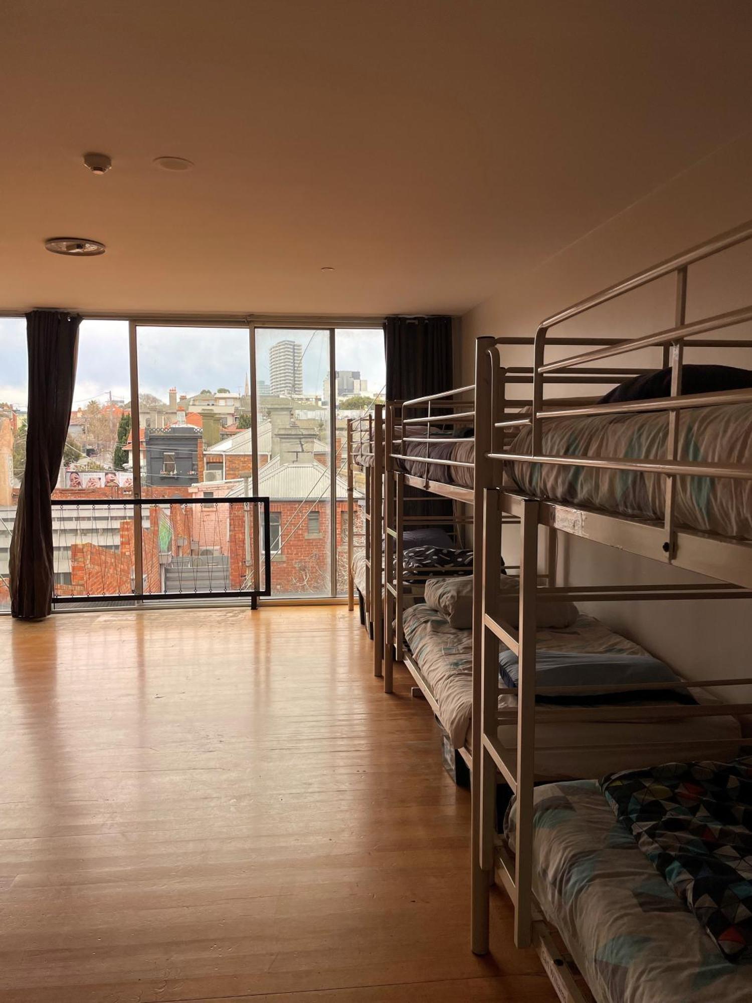 A Pousada Barkly Backpackers Melbourne Exterior foto