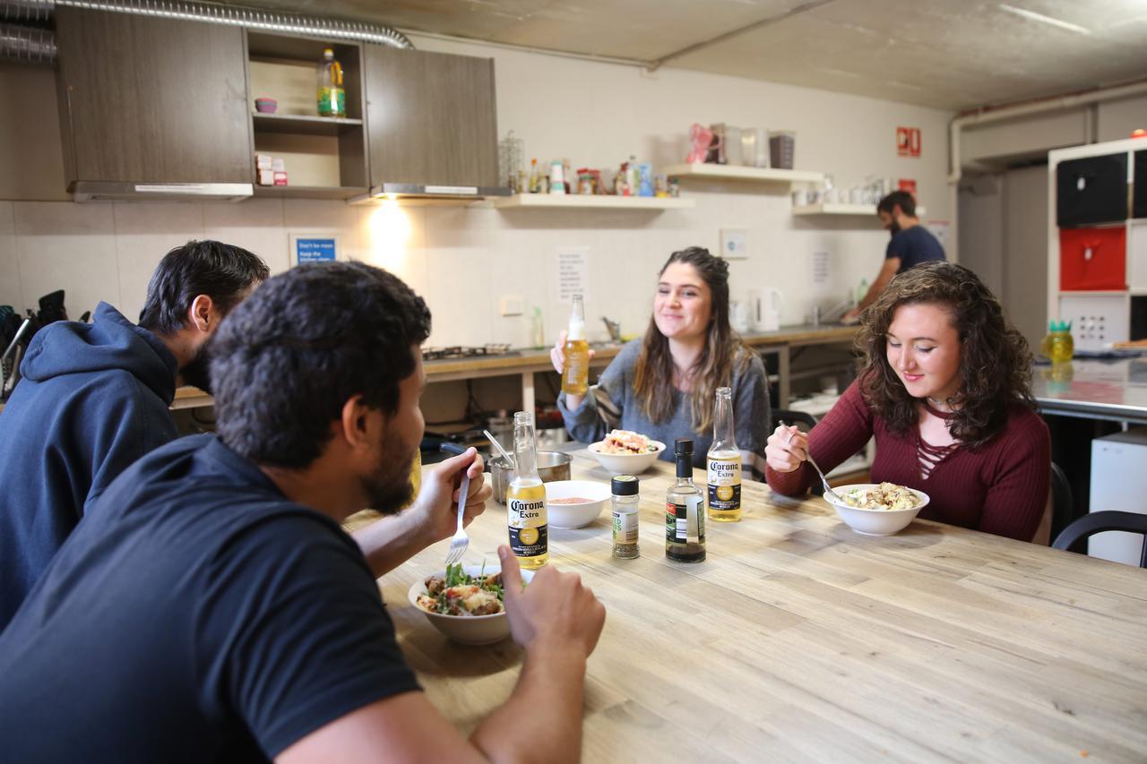 A Pousada Barkly Backpackers Melbourne Exterior foto